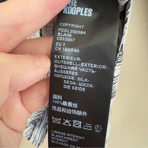 NWT The Kooples Romantic Garden Tie Neck 100% Silk Blouse Size S - Picture 9 of 9